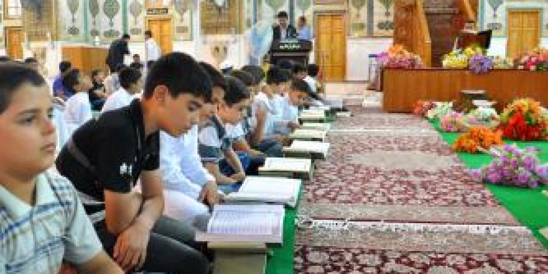 وحدة التعليم القرآن في العتبة العلوية المقدسة تُقيمُ محفلاً قرأنياً احتفاءً بتخرج دفعة جديدة من طلبتها