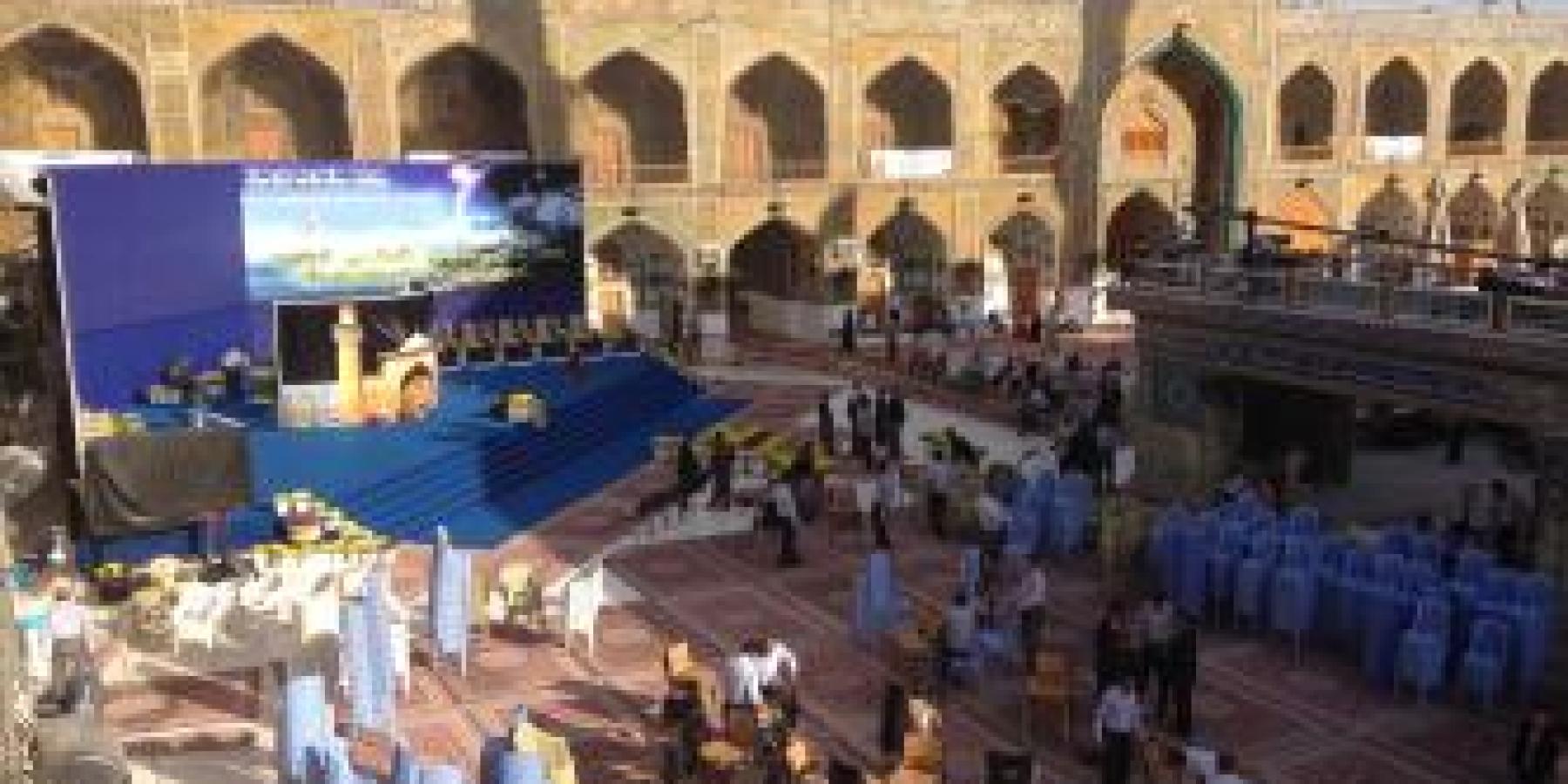 وضع اللمسات الأخيرة للمنصة الرئيسية الخاصة بانطلاق افتتاح فعاليات مهرجان الغدير العالمي الثالث