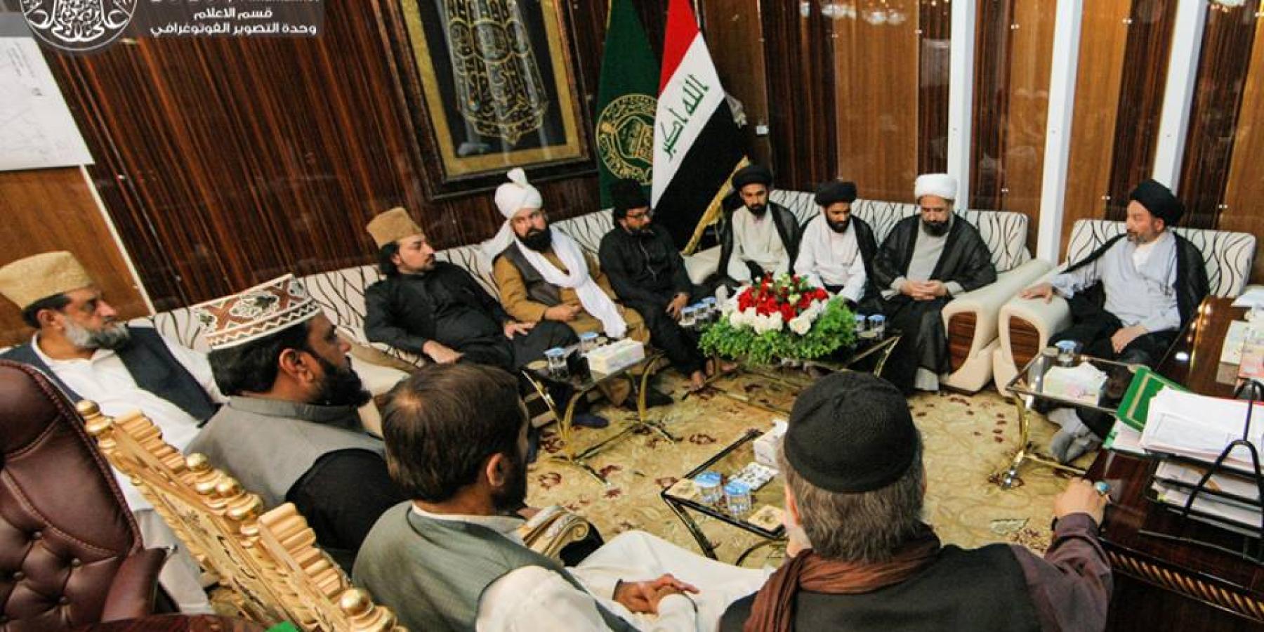 الامين العام للعتبة العلوية المقدسة يستقبل نخبة من علماء مختلف الطوائف الاسلامية في باكستان