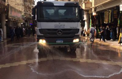 قسم الخدمات الخارجية في العتبة العلوية المقدسة يقوم بحملة لتنظيف الشوارع الرئيسية المحيط بالصحن الحيدري الشريف خدمة للمواكب الحسينية 