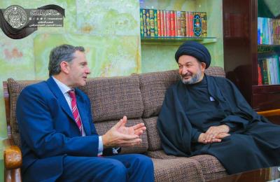 الأمين العام للعتبة العلوية المقدسة يستقبل المستشار السياسي للسفارة البريطانية في العراق