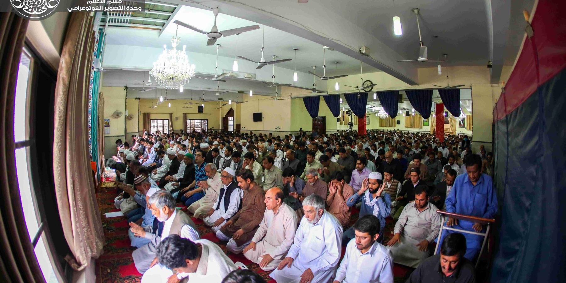 وفد العتبة العلوية المقدسة إلى باكستان يشارك في صلاة الجمعة بمركز الامام الصادق عليه السلام في العاصمة إسلام اباد