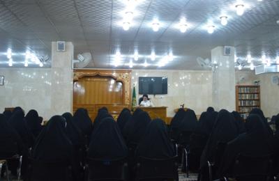 شعبة التوجيه الديني النسوي تواصل برنامجها الشهري (نفحات روحانية) للمنتسبات