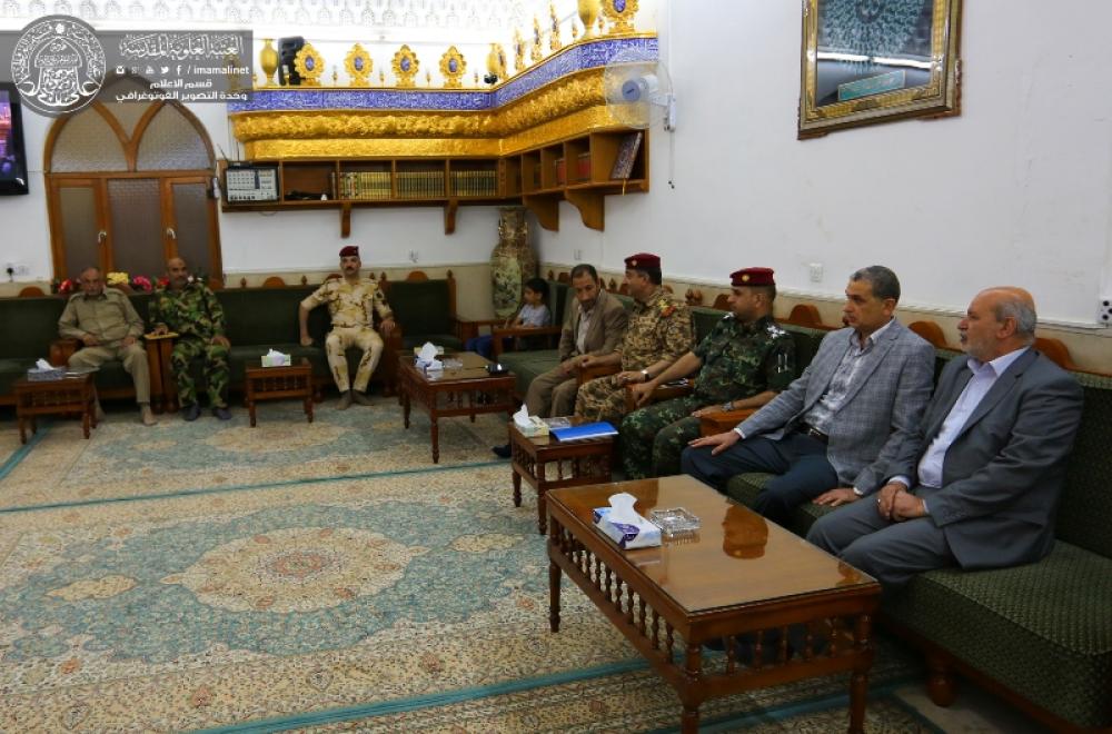 رئيس أركان الجيش يشيد بالروح العالية والإرادة الجهادية لمقاتلي فرقة الإمام علي (ع) التابعة للعتبة العلوية المقدسة
