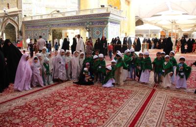 أطفال رياض أحباب الأمير (ع) النموذجية  يتشرفون بزيارة مرقد أمير المؤمنين (ع)  