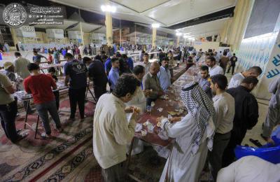 مضيف أمير المؤمنين (ع) يوزع أكثر من 3 آلاف وجبة إفطار وسحور في رمضان المبارك