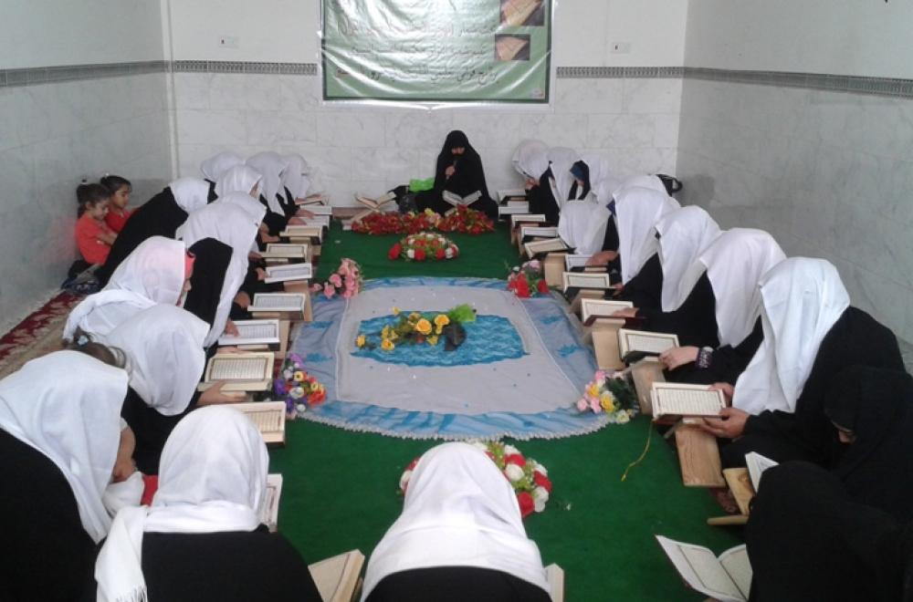 شعبة القران الكريم النسوية تختتم الجلسة القرآنية الخاصة بالنازحات على طريق ياحسين