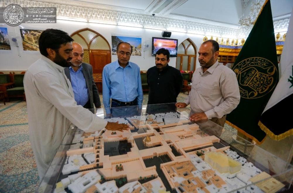 القائم بأعمال السفارة الباكستانية في العراق: مرقد الإمام علي (ع) المكان المثالي لوحدة جميع الطوائف والأديان