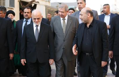 وزير الخارجية الدكتور إبراهيم الجعفري يتشرف بزيارة العتبة العلوية المقدسة