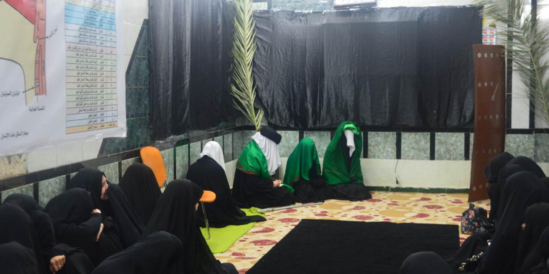 معهد الكوثر القرآني النسوي يقيم مسرحية تصور ظلامة الزهراء (ع)