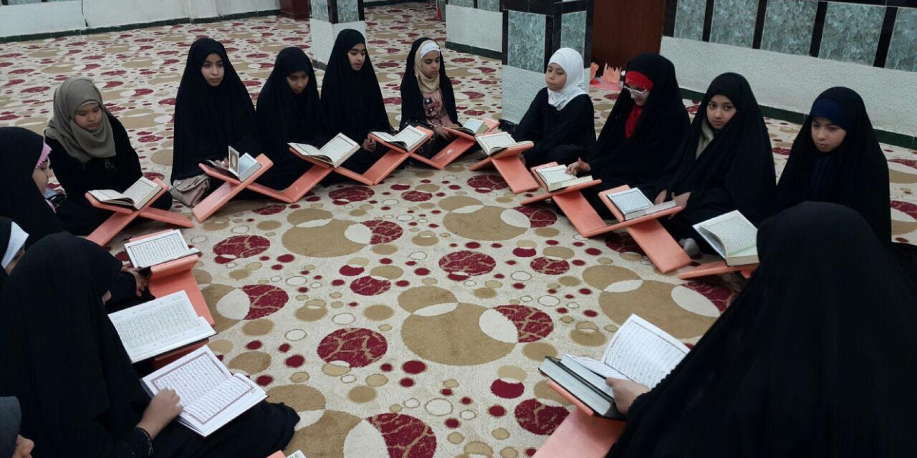 شعبة القرآن الكريم النسوية في العتبة العلوية تستقبل أكثر من 100 طالبة في دورة البراعم