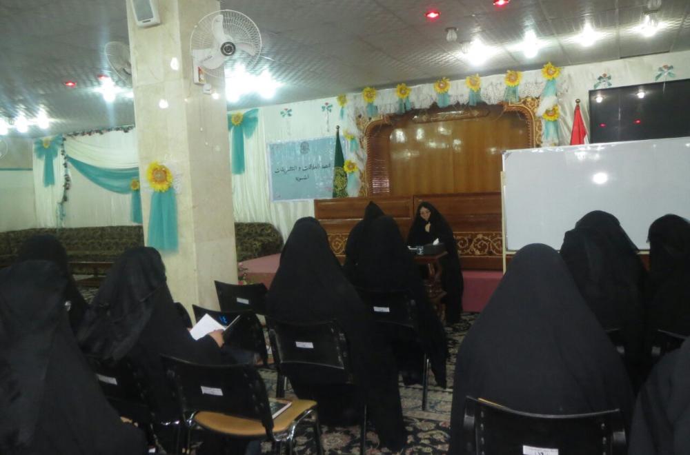 شعبة التعليم الديني النسوي في العتبة العلوية تقيم دورة في فن خطابة للمنتسبات