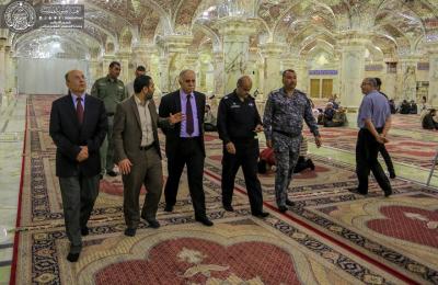 السفير الفلسطيني في العراق يتشرف بزيارة مرقد أمير المؤمنين (ع) 