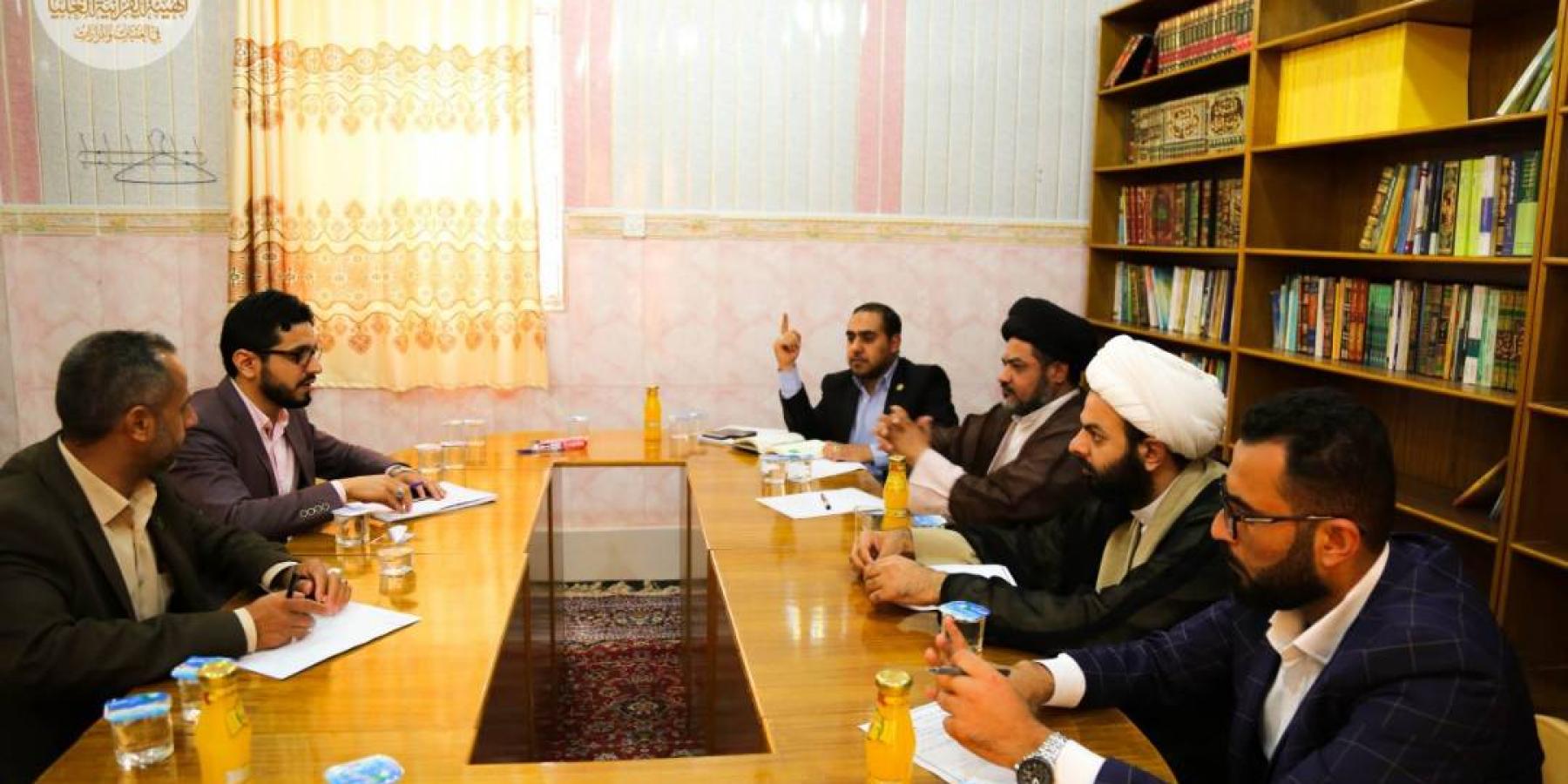 معهد الإمام علي (ع) في العتبة العلوية يرعى اجتماع الهيئة القرآنية العليا في العتبات والمزارات 