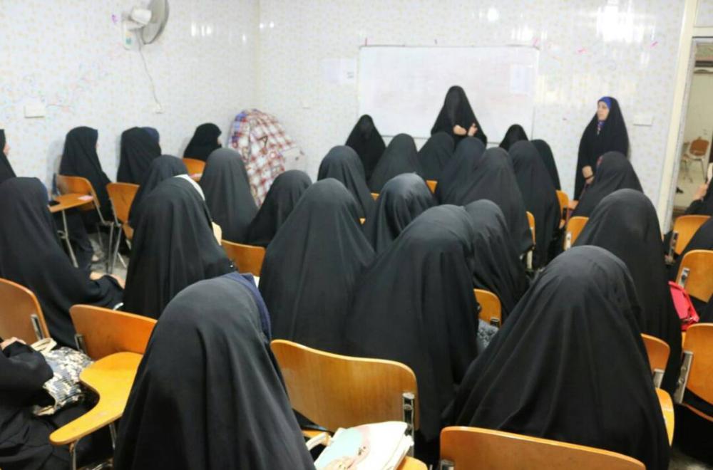 شعبة التعليم الديني النسوي في العتبة العلوية تواصل مشروعها التبليغي 
