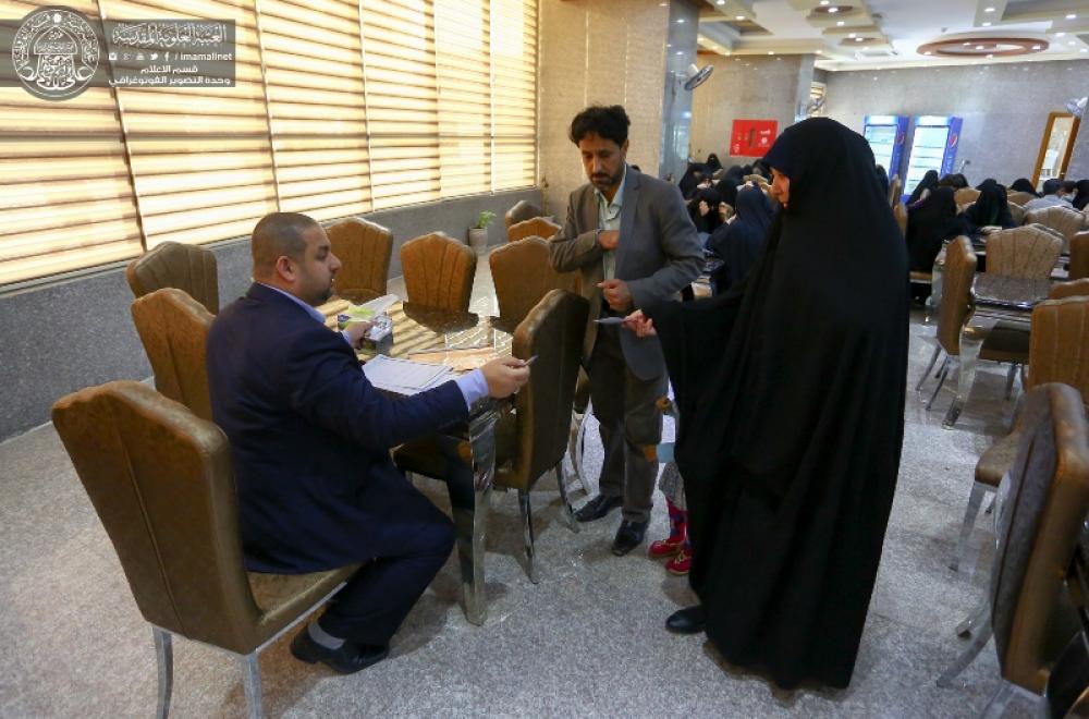 شعبة مركز الإمام علي (عليه السلام) تستقبل 500 عائلة جديدة ضمن البرنامج الدائم لتوزيع السلة الغذائية على العوائل المتعففة